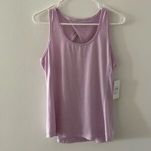 Old Navy active tank top. Color light purple size medium.